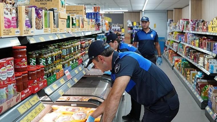 Güzelbahçe'de Market ve Gıda İşletmelerine Sıkı Denetim