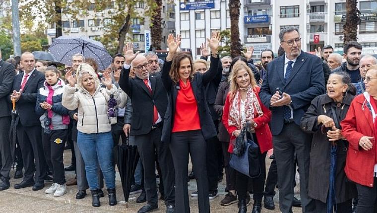 Cumhuriyet'in 103. yılı Karşıyaka'da gururla kutlanıyor