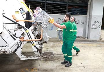 Osmangazi Belediyesi Pazarlardan Aylık 600 Ton Atık Topluyor