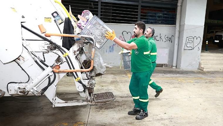 Osmangazi Belediyesi Pazarlardan Aylık 600 Ton Atık Topluyor