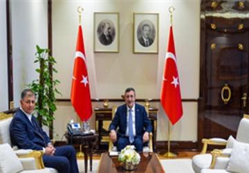 Başkan Tugay'dan İzmir için Ankara'da üst düzey temaslar