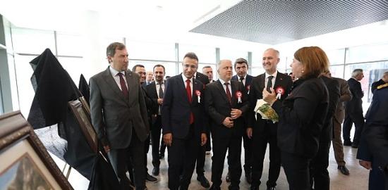 İnegöl'de Cumhuriyet Coşkusu Goblen Sanatıyla Buluştu