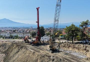 Başkan Çerçioğlu'ndan Kuşadası'nda Yol Yenileme ve Güçlendirme Çalışması