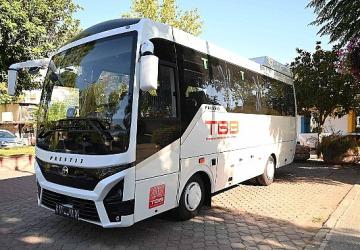 Sporcular artık müsabakalara yeni otobüsle gidecek