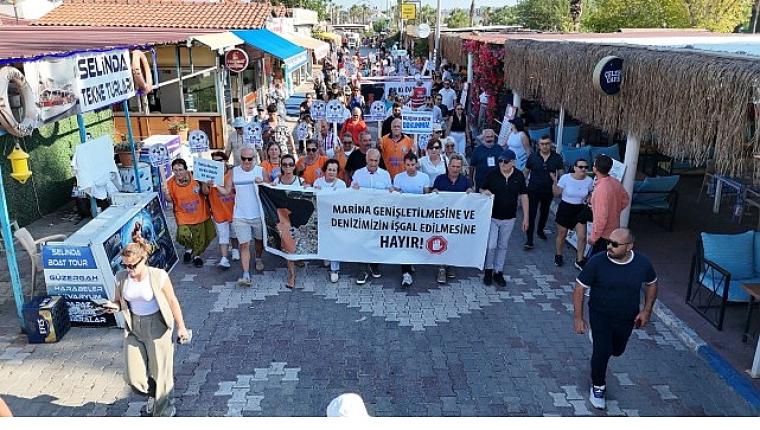 Sığacık'tan güçlü mesaj: “Deniz bizim, Sığacık hepimizin"