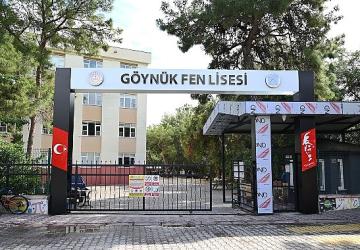 Başkan Topaloğlu, Göynük Fen Lisesi mezunu deniz biyoloğu Yeşim Ayar ile buluştu