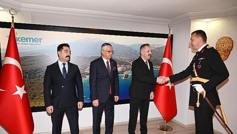 Kemer'de Cumhuriyet Bayramı coşkusu