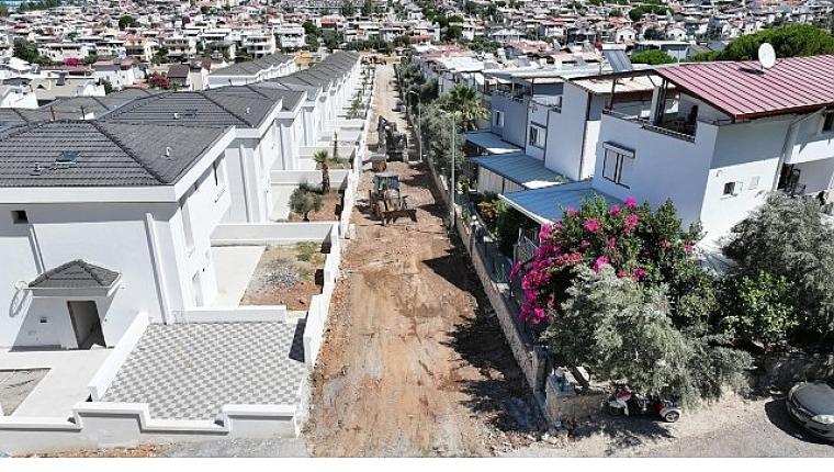 Didim Belediyesi Akbük'te Yol Yapım Çalışmalarını Genişletiyor