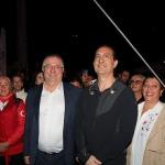 Edremit'te Cumhuriyet Bayramı coşkusu yağmura rağmen dinmedi