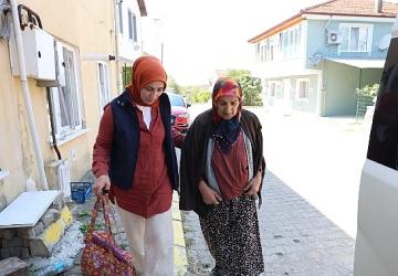 Kartepe'de Yaşlılar Yalnız Değil