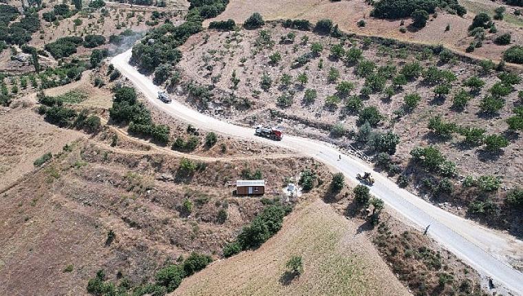 Manisa Büyükşehir'den Kula'da 12,5 Kilometrelik Yol Hamlesi