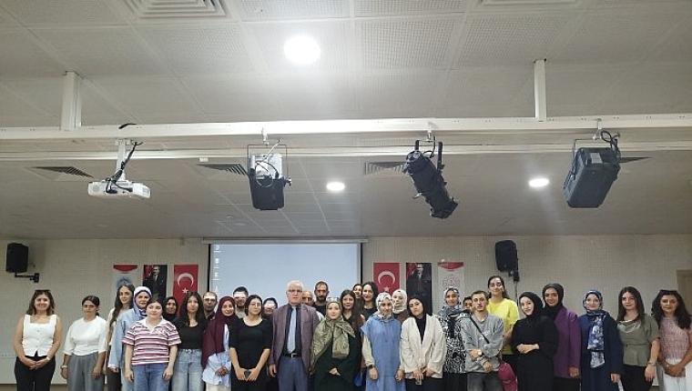 Haymana Belediyesi'nin Ücretsiz YKS Kurslarında Yüzde 50'nin Üzerinde Yerleştirme Başarısı