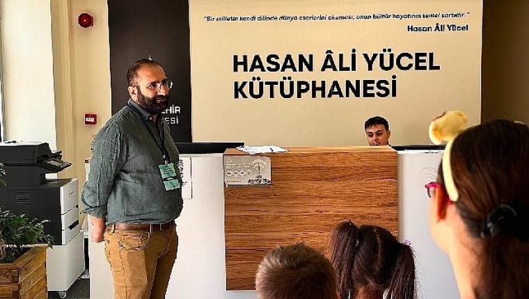 Çocuklar, Hasan Âli Yücel Kütüphanesi'nde gökyüzüne yolculuk yaptı