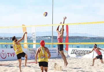 Çeşme'de Uluslararası Grand Slam Plaj Voleybolu heyecanı yaşandı
