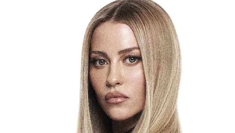 Antalya'da 30 Ağustos'ta Derya Uluğ konser verecek 