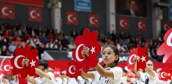 Aliağa'da Cumhuriyetin 103. Yılı Coşkuyla Kutlandı