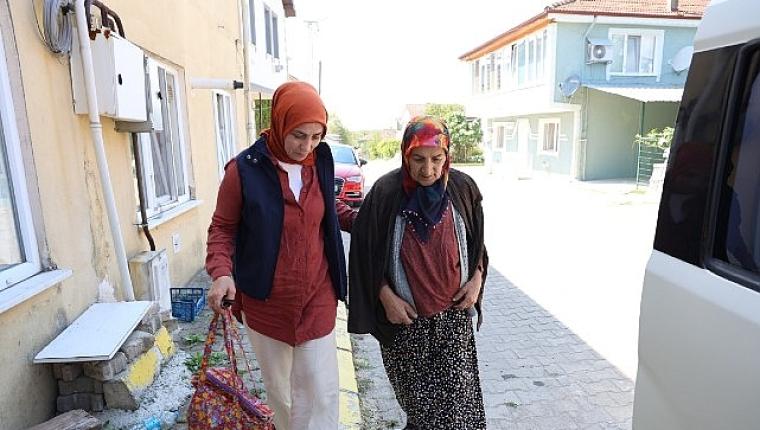 Kartepe'de Yaşlılar Yalnız Değil