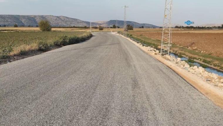Çakırhüyük’te 5 kilometrelik bağlantı yolu hizmete açıldı