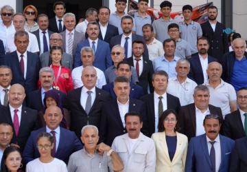 Besni Eğitim Bayramı’nda Tutdere’den eğitim vurgusu: ‘İlim ve bilim kutup yıldızıdır’ - Videolu Haber