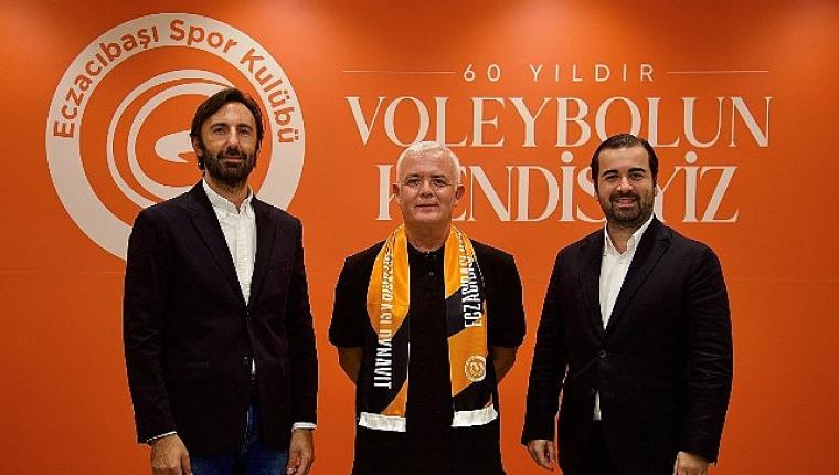 Eczacıbaşı'nın altyapısı 3 yıl daha Hüseyin Doğanyüz'e emanet