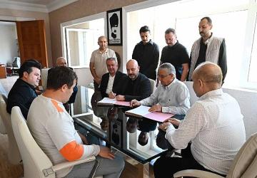 Kemer Belediyesi personeline yüzde 15 zam