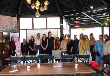 Keçiören'de 'Yaşam Boyu Değişen Rollere Uyum' semineri düzenlendi