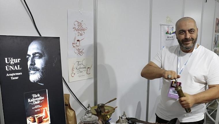 Kahvenin hikâyesi Kitap Fuarı'na taşındı