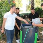 Büyükşehir'den Kemerli üreticilere ceviz soyma makinesi desteği