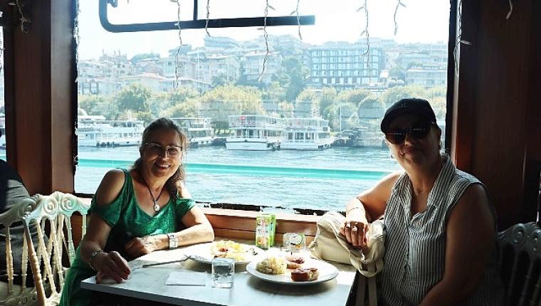Maltepeli kadınlar Boğaz turunda bir araya geldi
