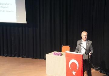 Seferihisar'da öğrenmenin yaşı yok: 3. Yaş Üniversitesi'nde güz dönemi başladı