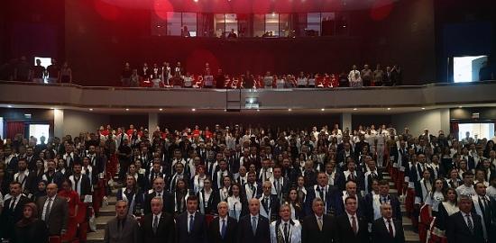 DEÜ'de 2026-2027 Akademik Yılı Coşkuyla Başladı