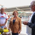 Başkan Hatice Gençay, Zeytin Pazarı'nın İlk Gününde Üreticilerle Buluştu
