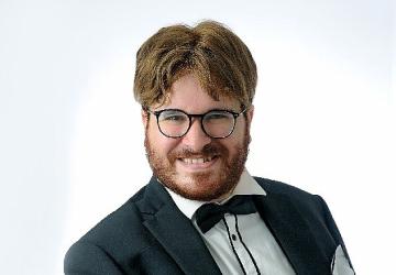 Dünyaca ünlü Türk Opera Sanatçıcı Tenor Sedat Can Öztoprak operanın kalbi Viyana'yı fethetti