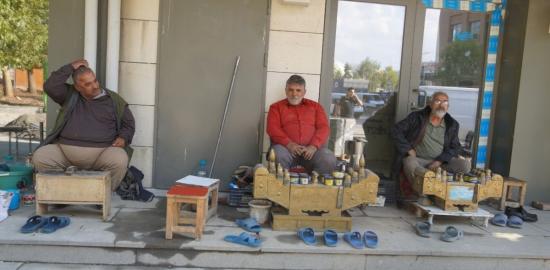 Adıyaman’da ayakkabı boyacıları Tutdere’den çalışma alanı istedi - Videolu Haber