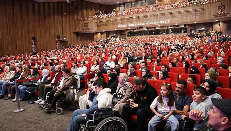 Demirbağ, Kitap Fuarı'nda Gazze'nin direnişine dikkat çekti; “Dördüncü İslam medeniyeti Gazze'den doğuyor"