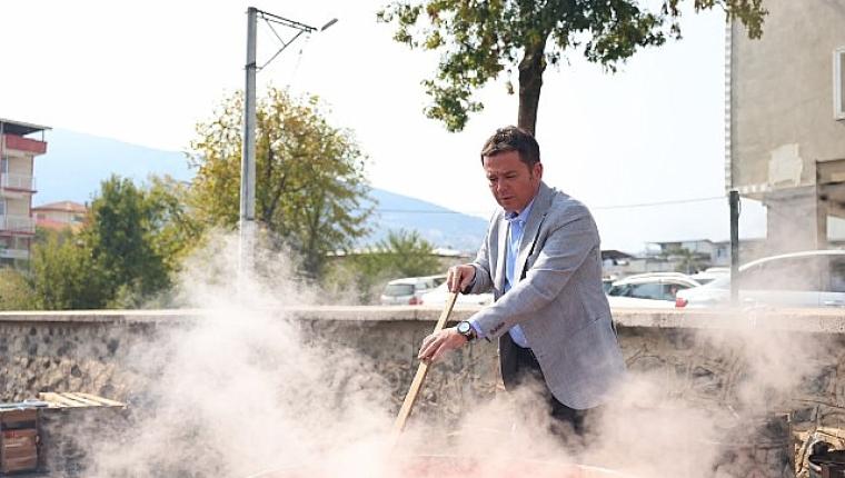 Osmangazi'de Salça Bereketi İmeceyle Büyüdü