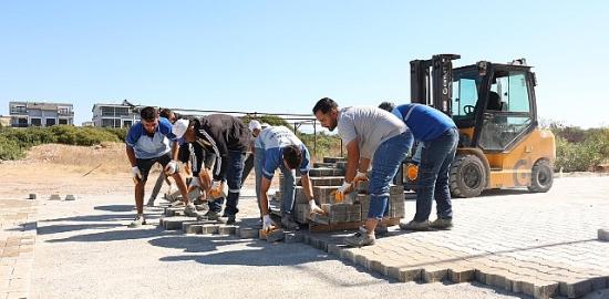 Didim Belediyesi Parke Taşı Döşeme Çalışmalarını Sürdürüyor