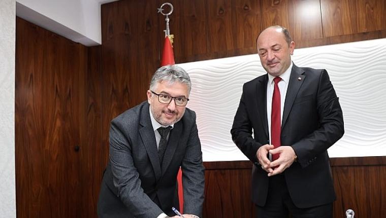 Camilerin Temizliği İçin Müftülük ile Belediye Arasında Protokol İmzalandı