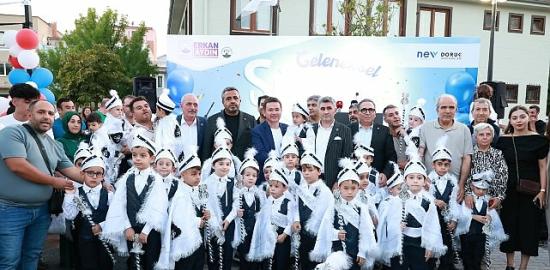 Osmangazi Belediyesi'nden 200 Çocuğa Sünnet Şöleni