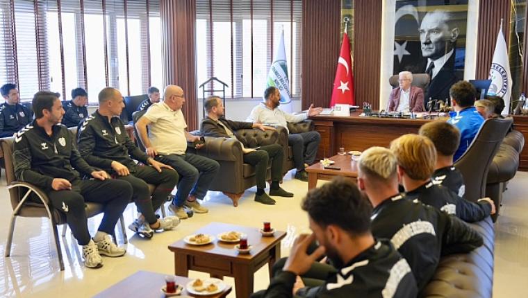 Kitap Fuarı'nda tribünleri aratmayan coşku