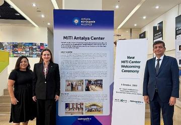 Başkan Vekili Özdemir Seoul Smart Life Week'e katıldı