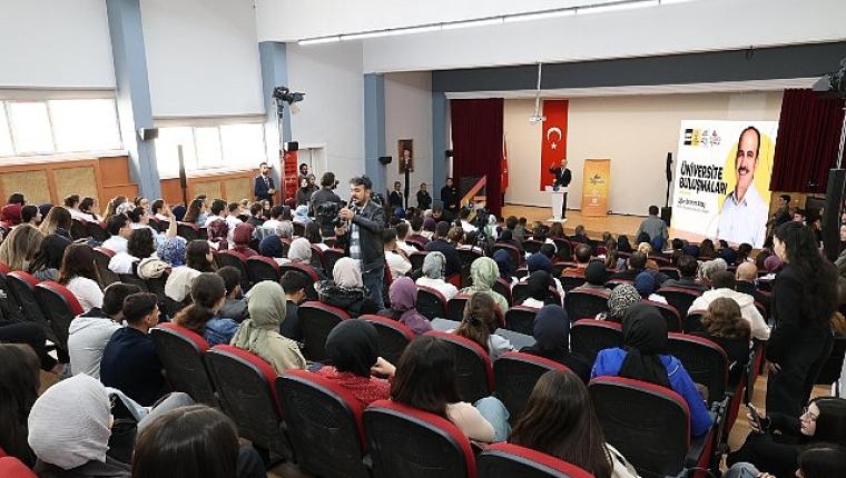 Başkan Altay NEÜ Öğrencileriyle Buluştu: “Sizler Çok Daha Güzel Bir Türkiye İnşa Edeceksiniz"