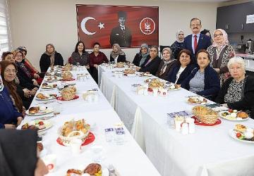 Keçiören'de 'Değerlerimizin İzinde Kadın ve Aile' Buluşması