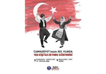 Didim Belediyesi'nden Cumhuriyet'in 103. Yılına Özel Zeybek Gösterisi