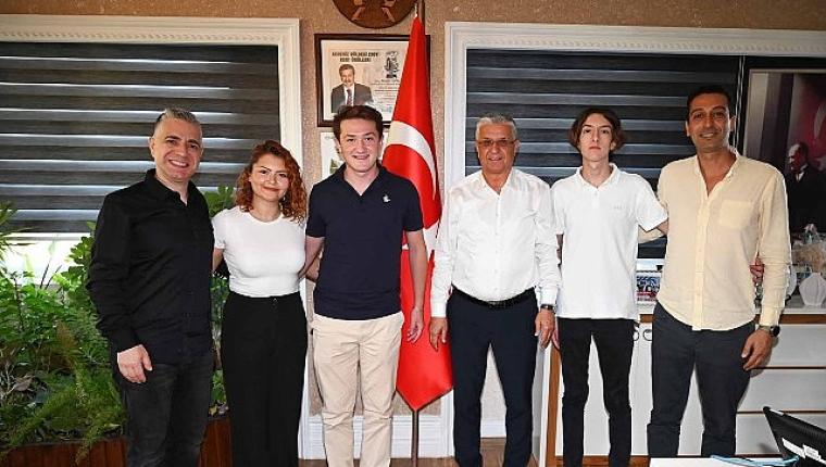 Antalya Bisiklet Sevenler Spor Kulübü'nden Başkan Topaloğlu'na ziyaret