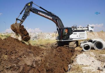 Tutdere: Altınşehir'de 2 bin 600 metrelik yeni altyapı hattıyla yılların sorunu çözülecek - Videolu Haber