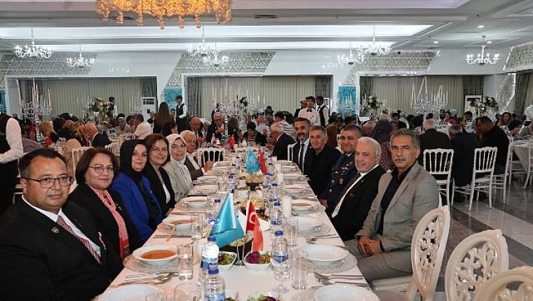 Nilüfer Belediyesi'nden şehit aileleri ve gaziler onuruna yemek