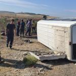 Adıyaman’da tarım işçilerini taşıyan minibüs devrildi; 12 yaralı - Videolu Haber
