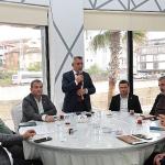 Başkan Ölmez Muhtarlarla Buluştu: “Önceliğimiz Hizmet"