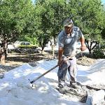 Kemer Belediyesi Park ve Bahçeler Müdürlüğü ekipleri, Çamyuva Mahallesi'nde yeni park yapımına başladı